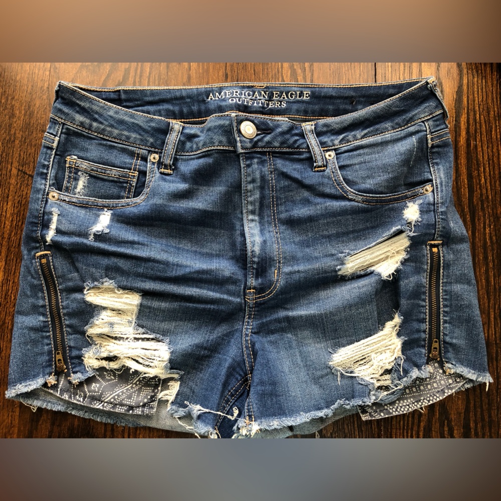 American Eagle denim shorts.
